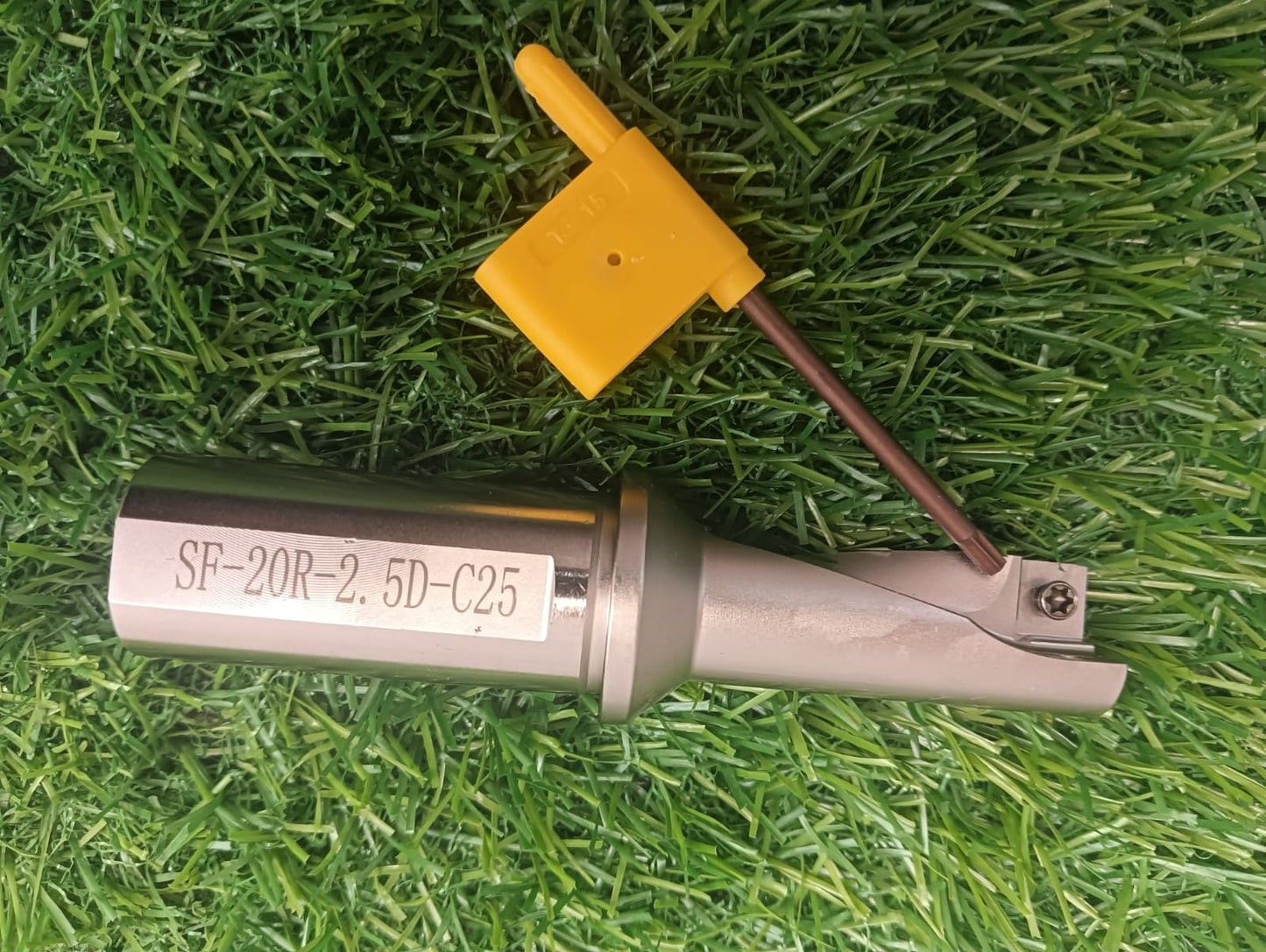 SF-20R-2.5D-C20 = (XCMT10T308)