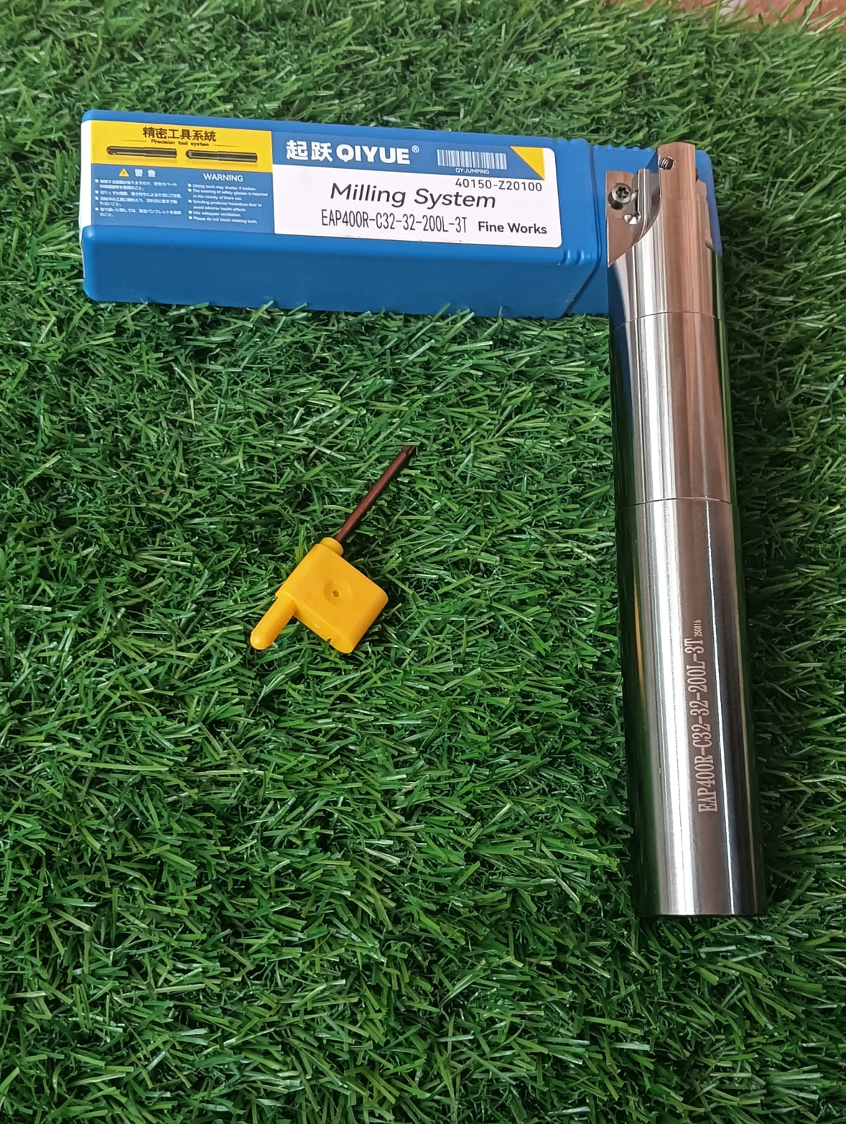 EAP400R-C32-D32-200L-3T = (APMT1604)